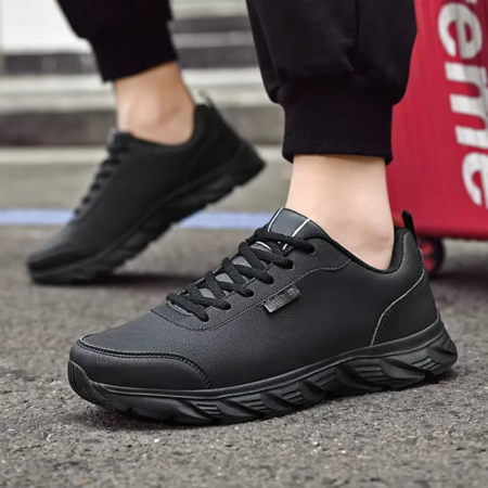 Men’s Lightweight Breathable Running and Walking Sneakers