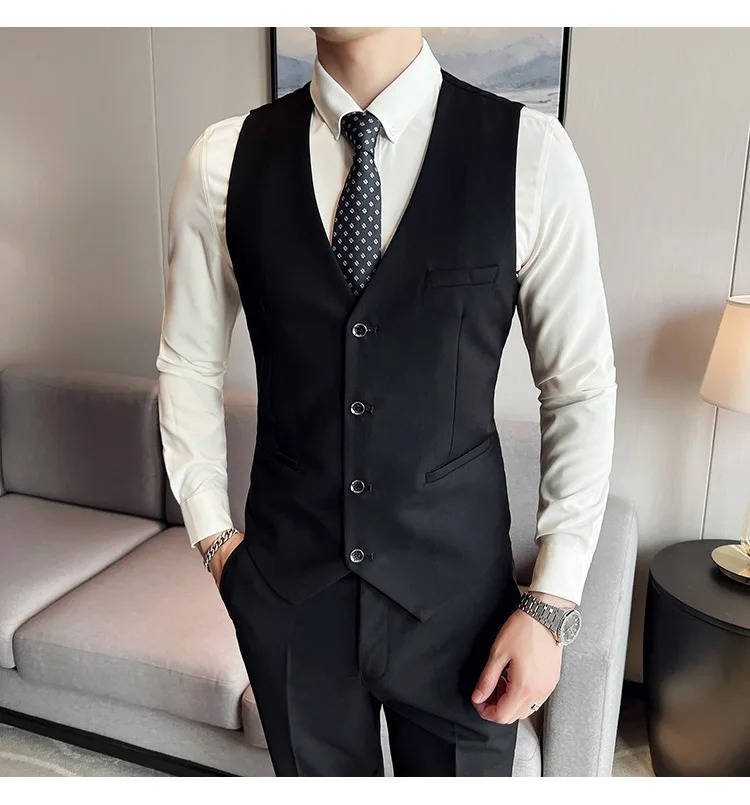 Men's Slim Fit Three Piece Suit For Business And Formal Events