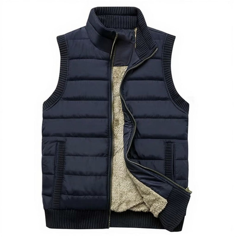 Outdoor Fleece Men's Multi Pocket Utility Vest for Outdoor Adventures