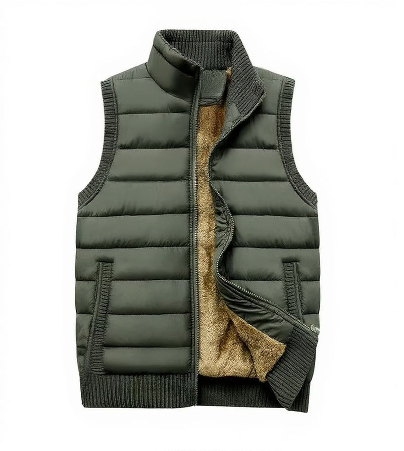 Outdoor Fleece Men's Multi Pocket Utility Vest for Outdoor Adventures