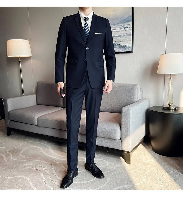 Men's Slim Fit Three Piece Suit For Business And Formal Events