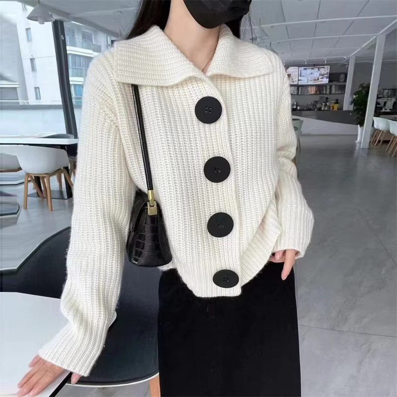 Women's Retro Lapel Knitted Cardigan Sweater with Large Buttons