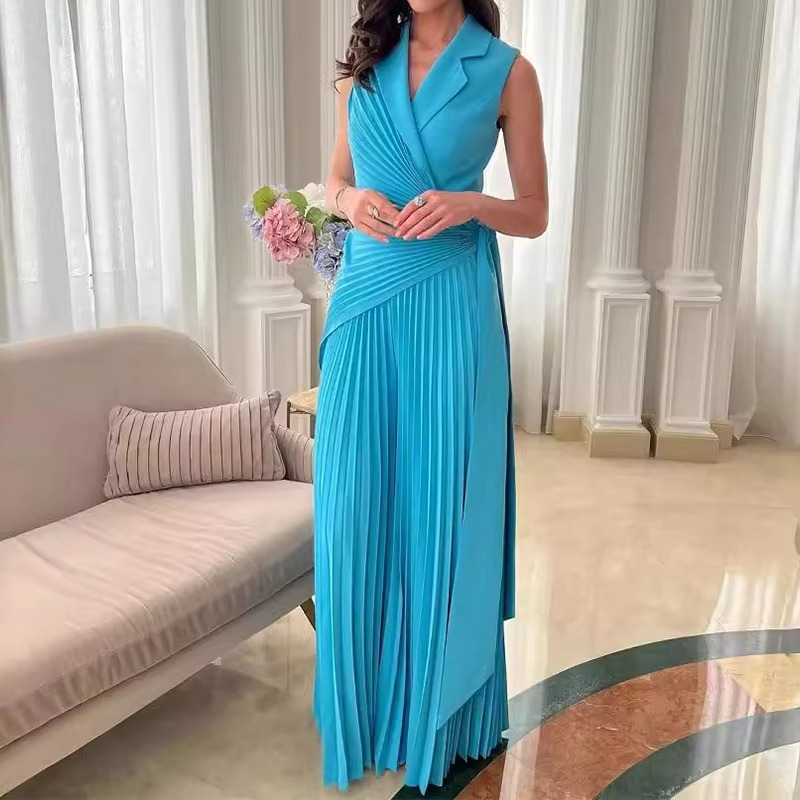Elegant Lapel High Waist Sleeveless Romper with Pleated Wide Leg Design