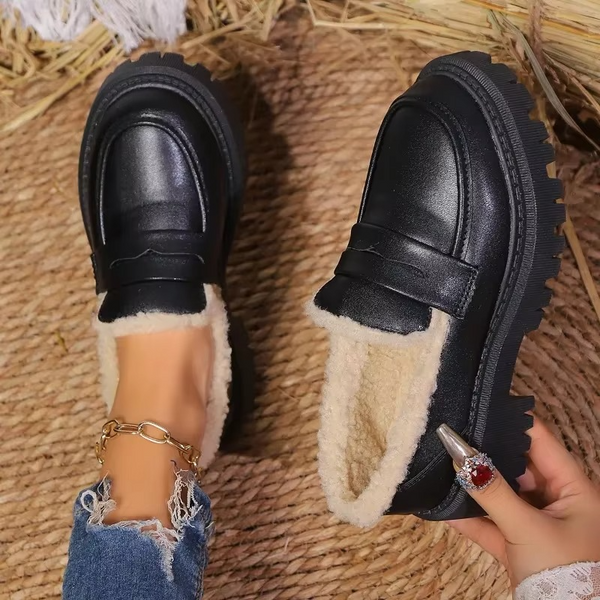 Women’s Plus Size Suede Leather Loafers, Warm Winter Casual Walking Shoes in Black