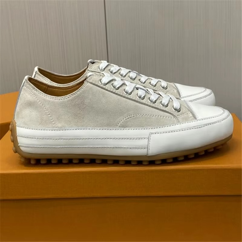 Women's Casual Sports Shoes with Round Toe and Cross Lacing