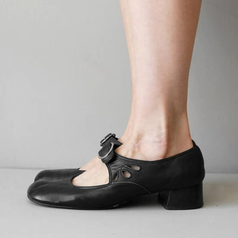 Retro Low Heel Women’s Dress Shoes with Soft Sole and Buckle Strap
