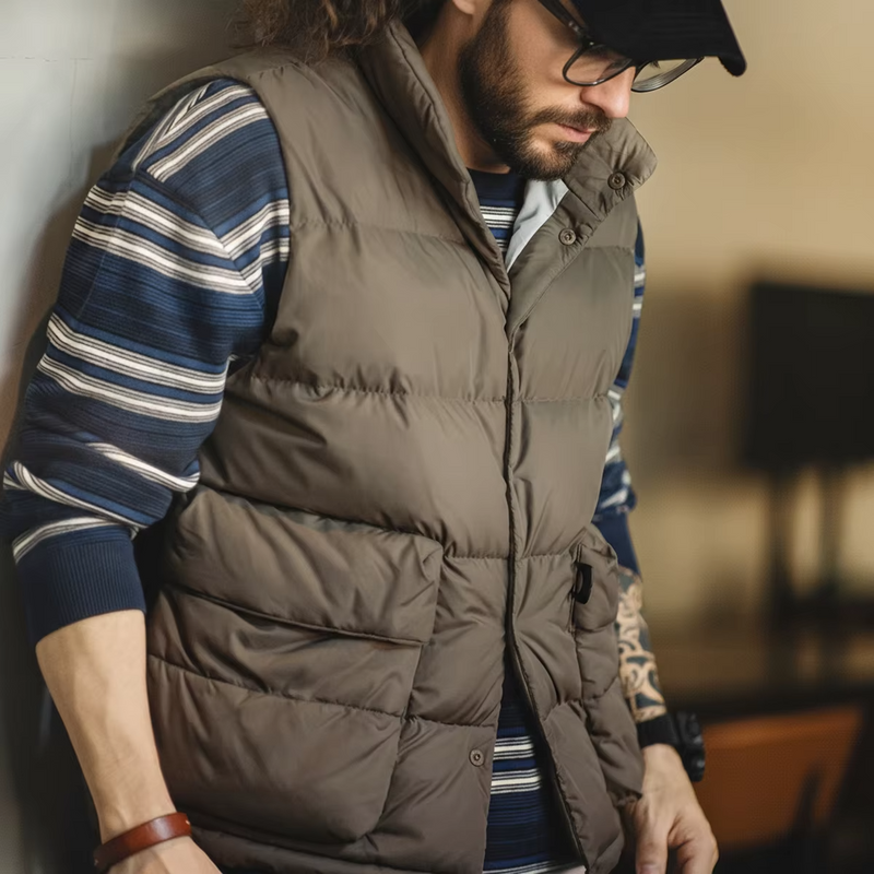 Men's Warm Down Vest with White Duck Down Filling and Stand Collar