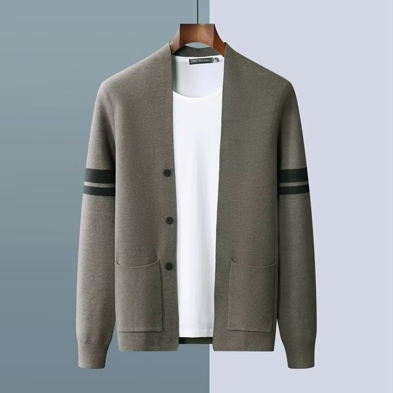 Men's Casual Wool Knit V-Neck Cardigan Sweater for Fall and Winter