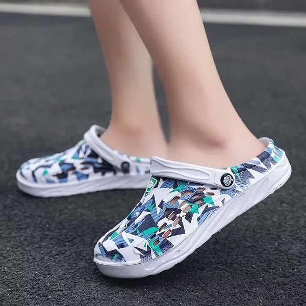 2025 Comfortable Clog Sandals for Men and Women Lightweight Breathable Slip On Shoes