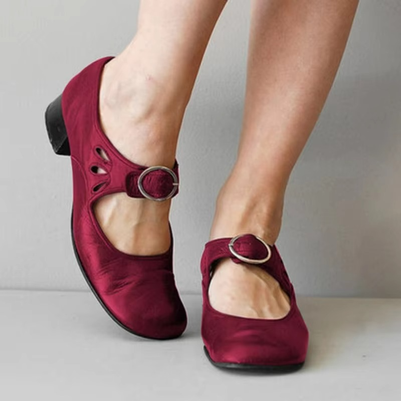Retro Low Heel Women’s Dress Shoes with Soft Sole and Buckle Strap