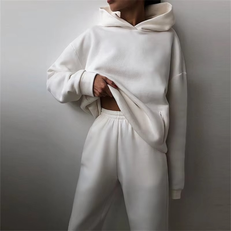 Women's Two Piece Tracksuit Set, Warm Oversized Hoodie and Long Pants for Fall Casual Wear