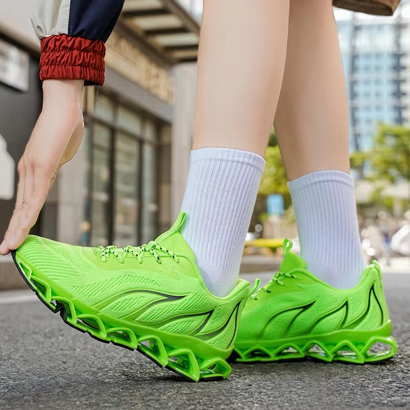 Men's Lightweight Breathable Running Shoes Mesh Sneakers Casual Athletic Wear Sizes 7–14