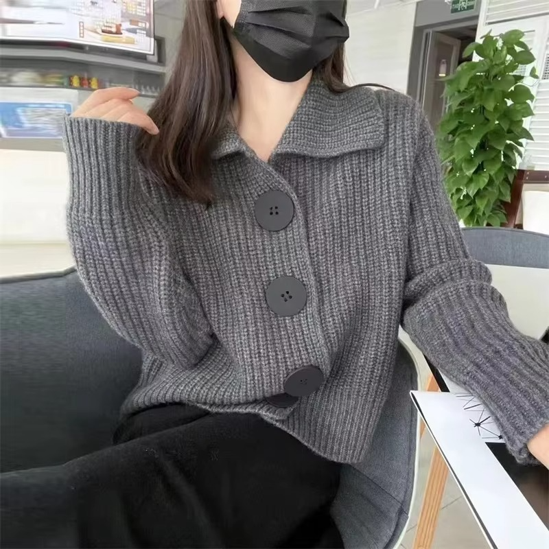 Women's Retro Lapel Knitted Cardigan Sweater with Large Buttons