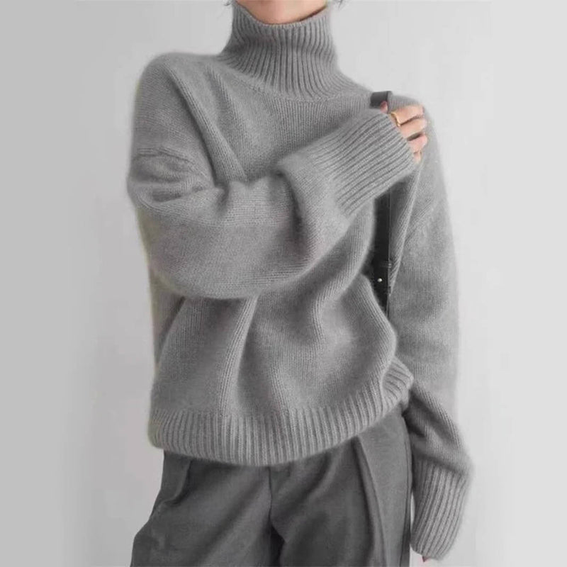 Women's Oversized Cashmere Turtleneck Sweater