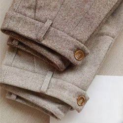 Elegant and Fitted Women's Pants