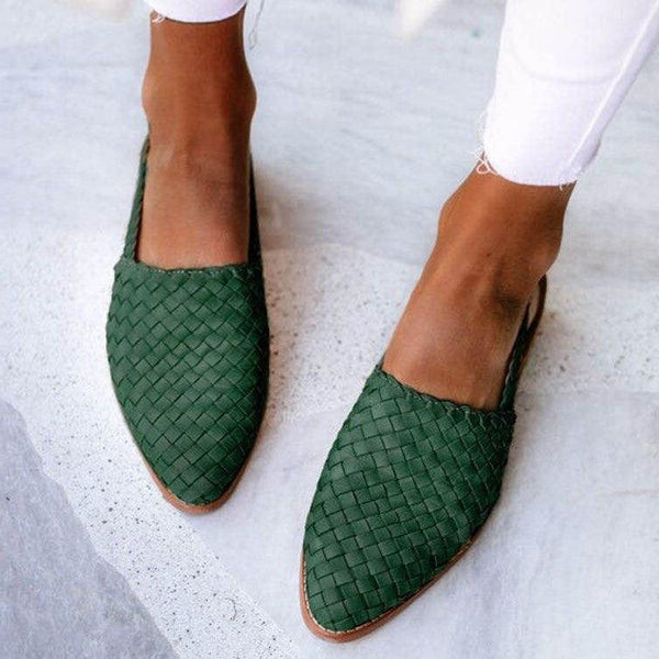 Closed-toe woven flats