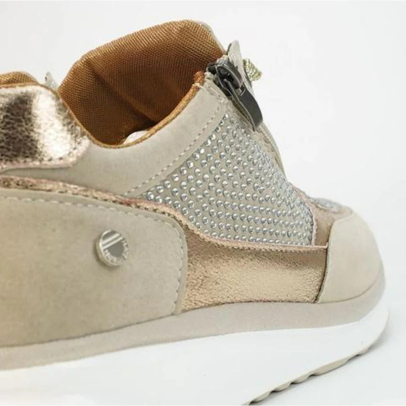 Women’s Walking Shoes