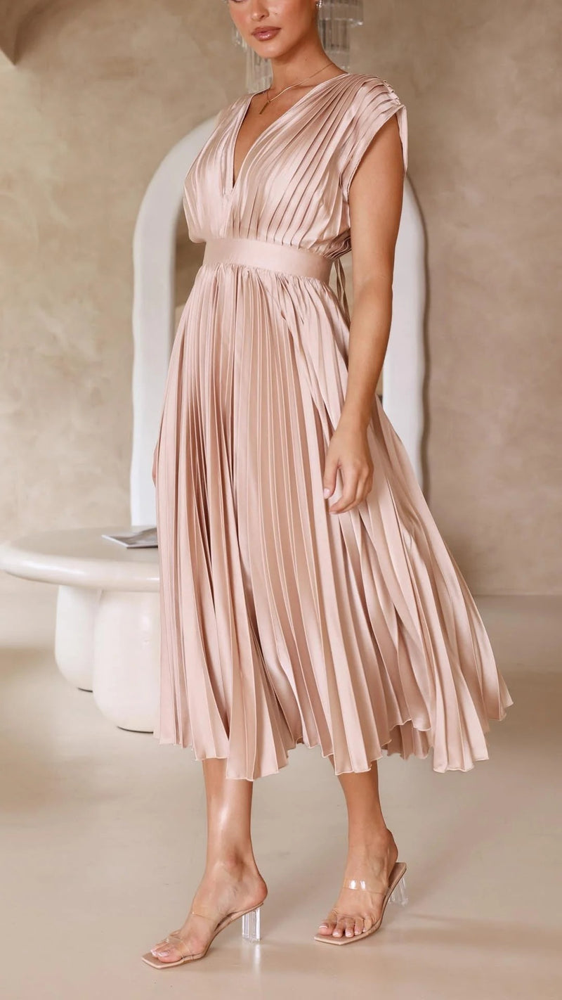 Women's Pleated V-Neck Maxi Dress