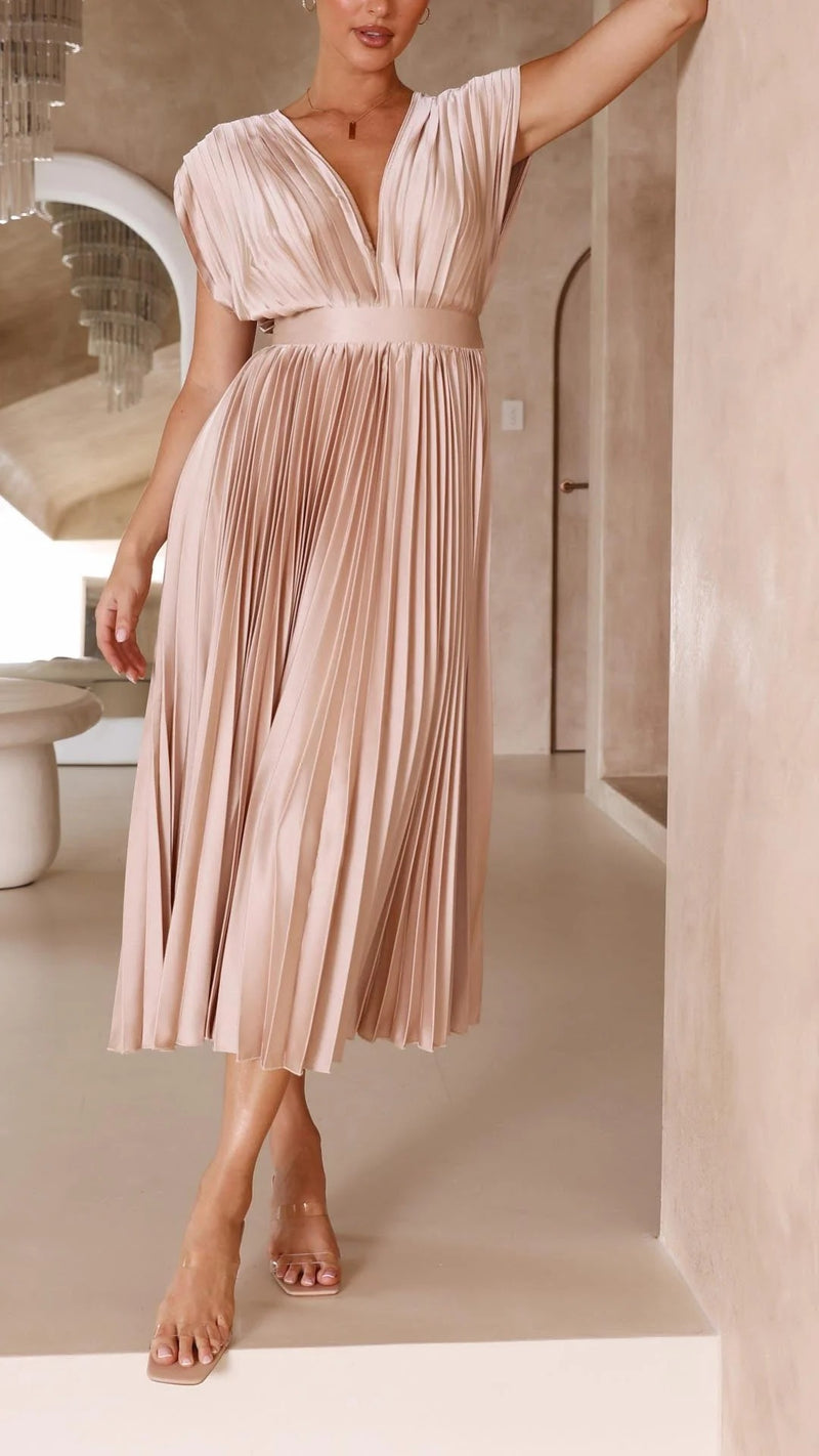 Women's Pleated V-Neck Maxi Dress