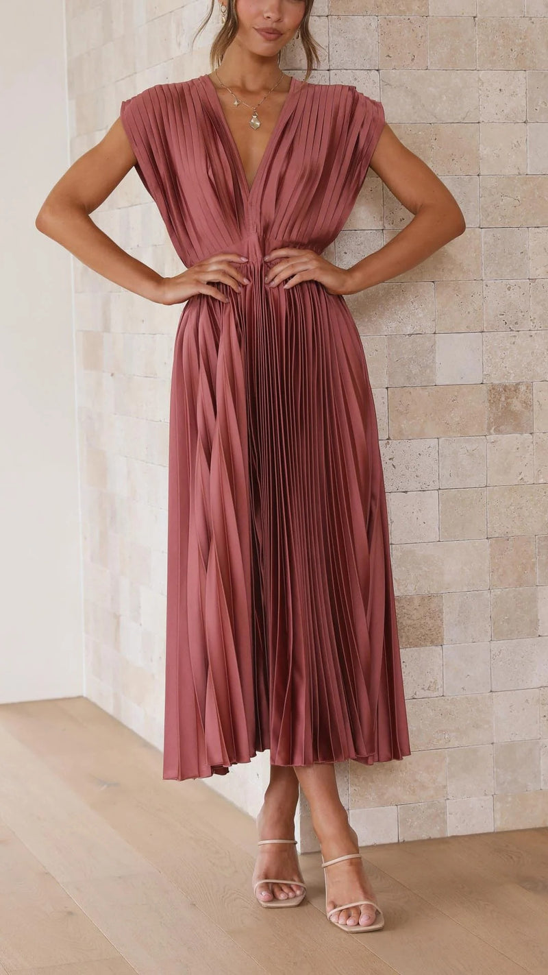 Women's Pleated V-Neck Maxi Dress