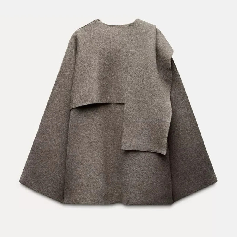 Asymmetrical Poncho for Seasonal Warmth