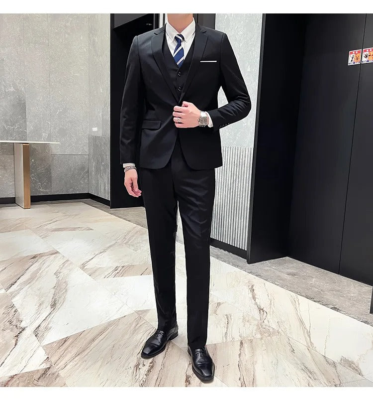 Men's Slim Fit Three Piece Suit For Business And Formal Events
